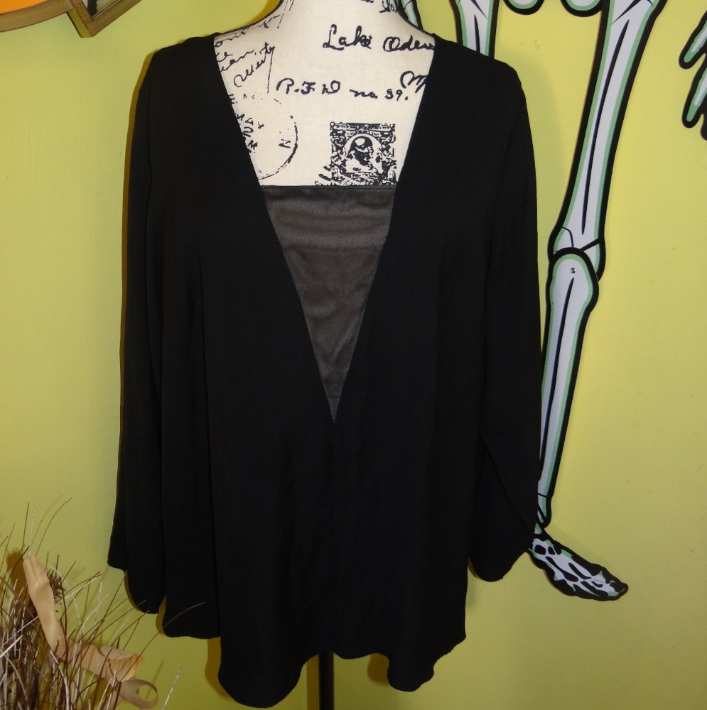 BNWT! 6th & Lane Black Plus Size Blouse Top